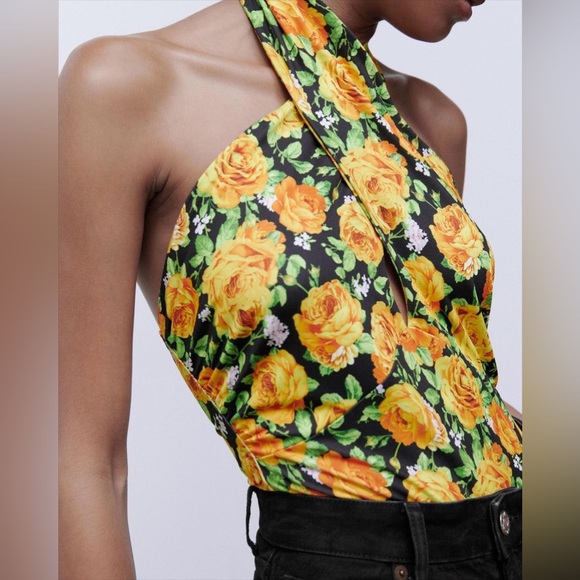 ZARA Twist Neck Floral Halter Top - Picture 1 of 10